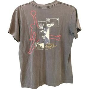 Vintage 90s Nike Jordan Faded Single Stitch Shirt Adult Med (Fits smaller)